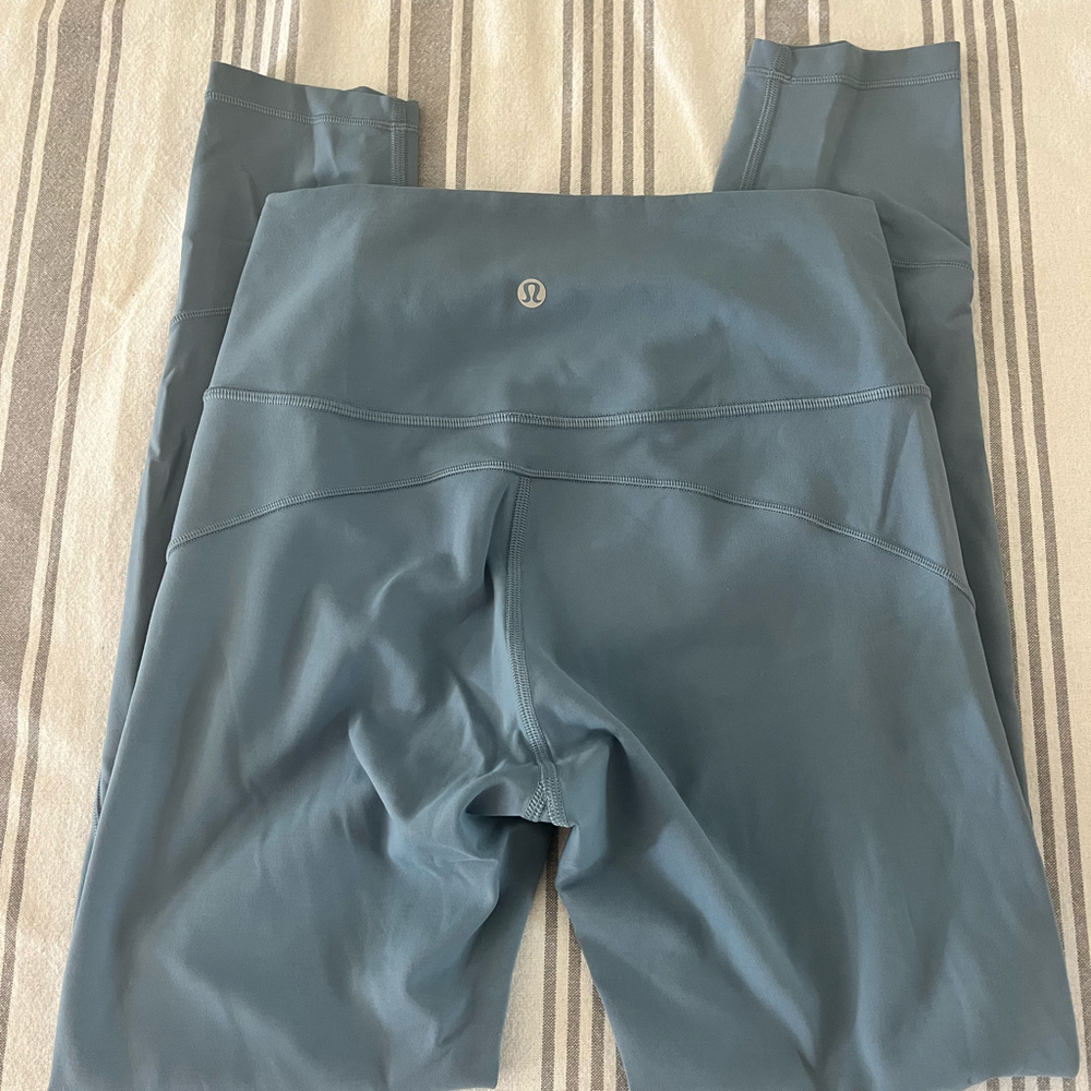 Women’s In Movement 7/8 Legging Blue